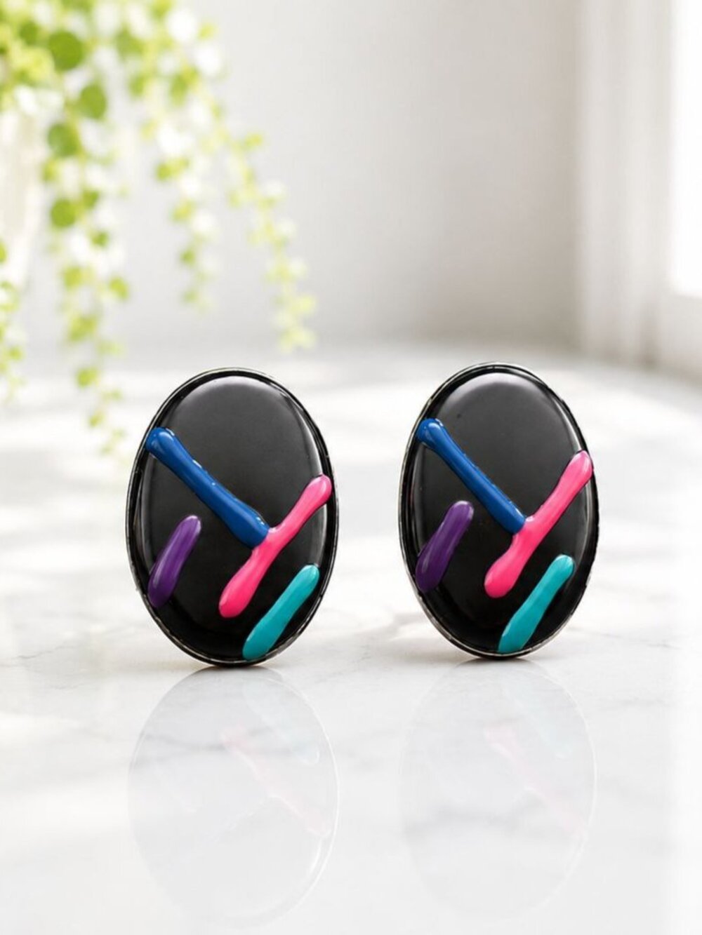 Vintage 1980s Abstract Oval Earrings With Black Enamel & Multicolor Design